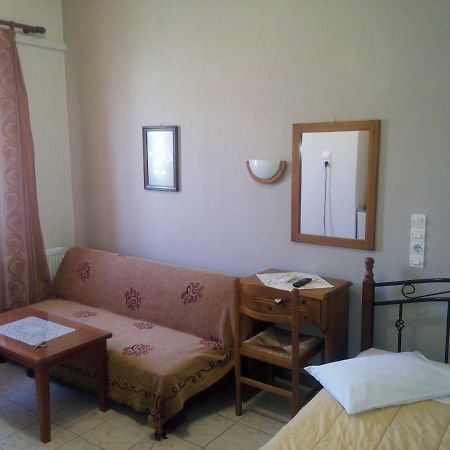 נאפפליו Hera Hotel מראה חיצוני תמונה