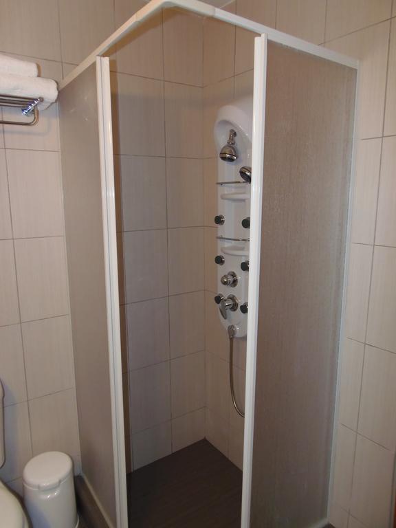 נאפפליו Hera Hotel מראה חיצוני תמונה
