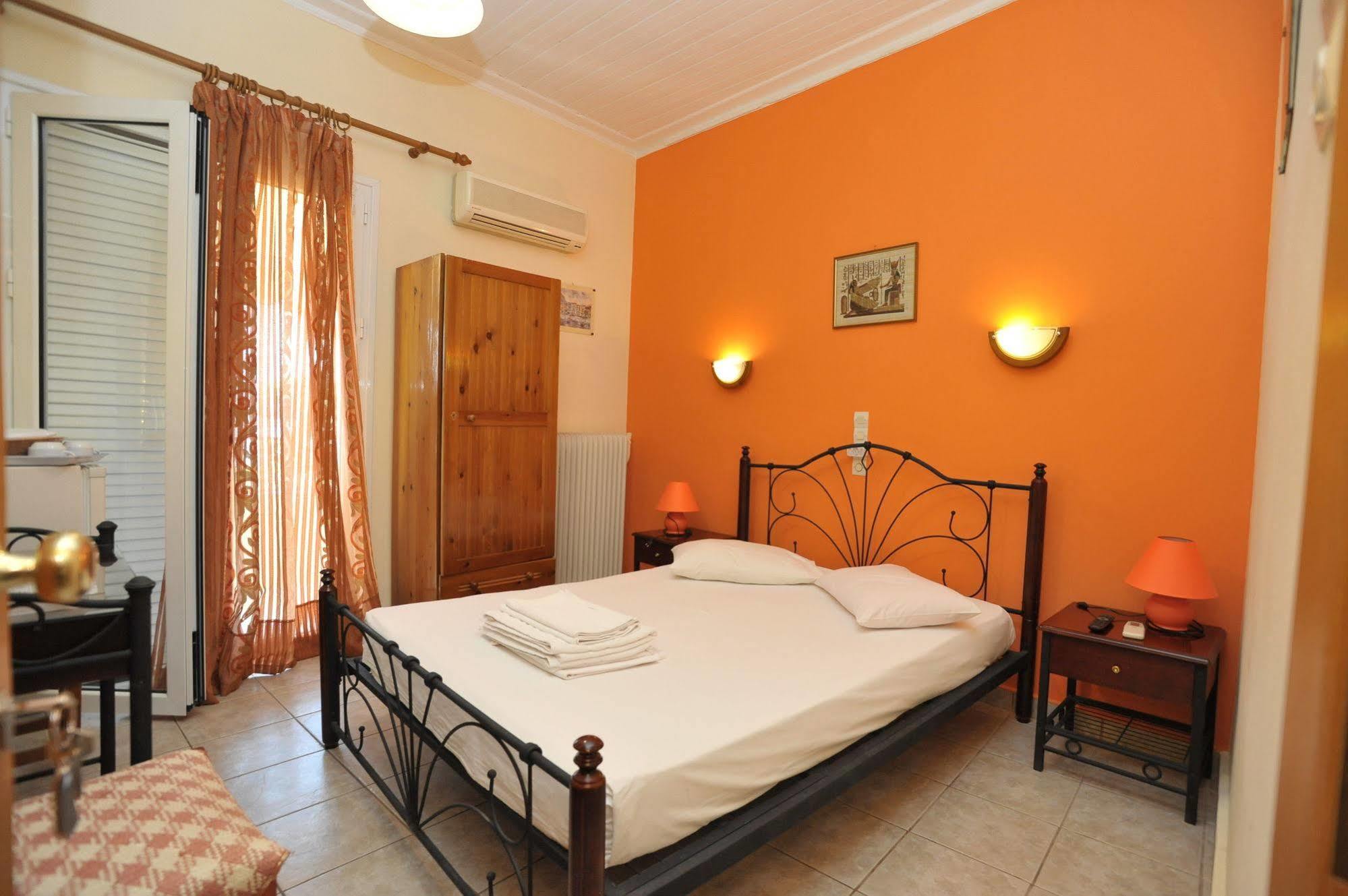 נאפפליו Hera Hotel מראה חיצוני תמונה
